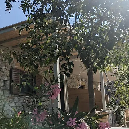 Appartement 4 Seasons 1 *