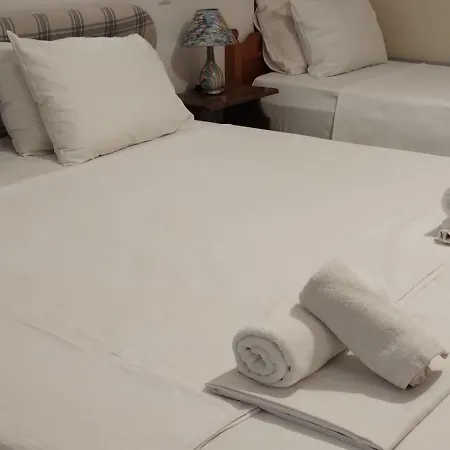 4 Seasons 1 Neokhorion (Messenia)