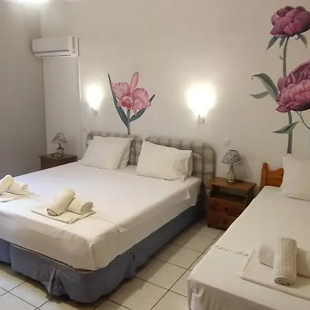 4 Seasons 1 * Neokhorion (Messenia)